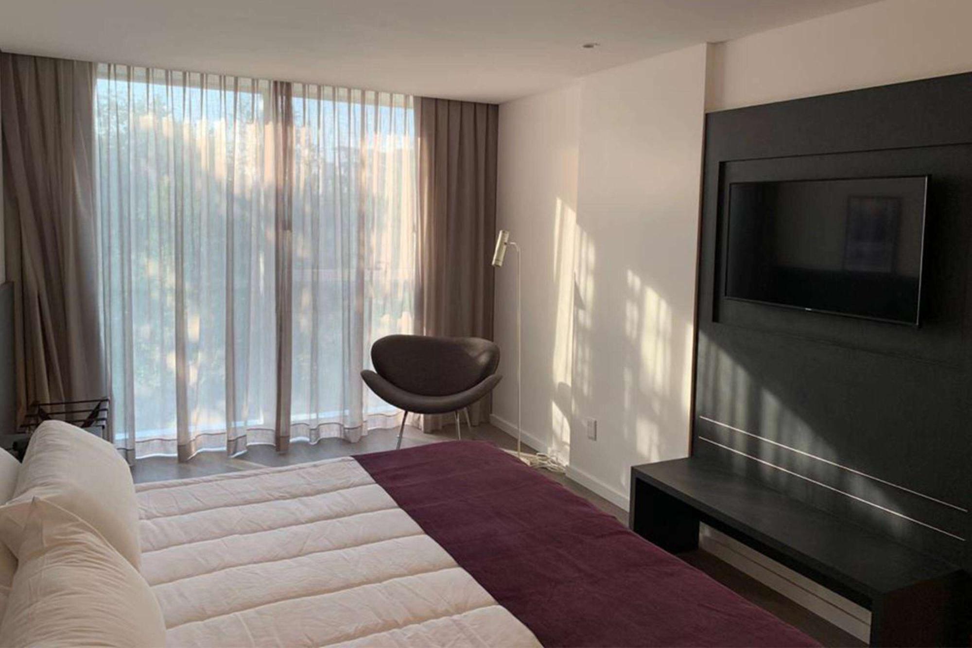 Hotel Dazzler By Wyndham La Plata Extérieur photo